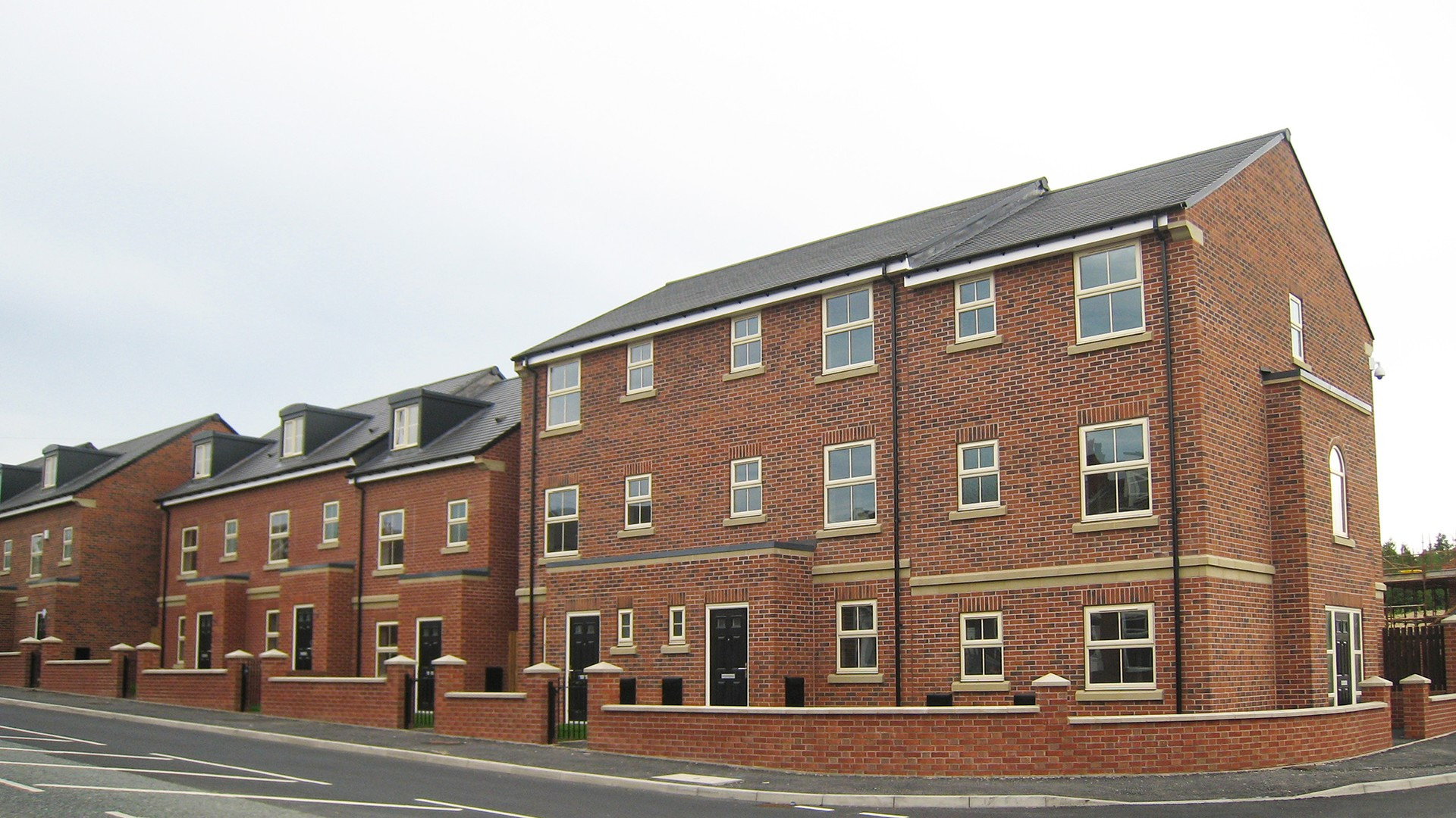 Kirkby Road in Hemsworth by Self Architects